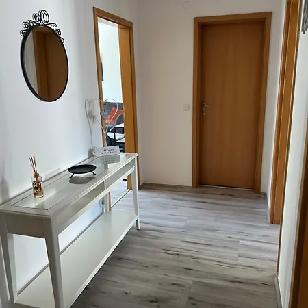 דירה Alpina בוטרופ